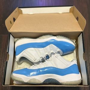 Air Jordan 11 Low “UNC”
